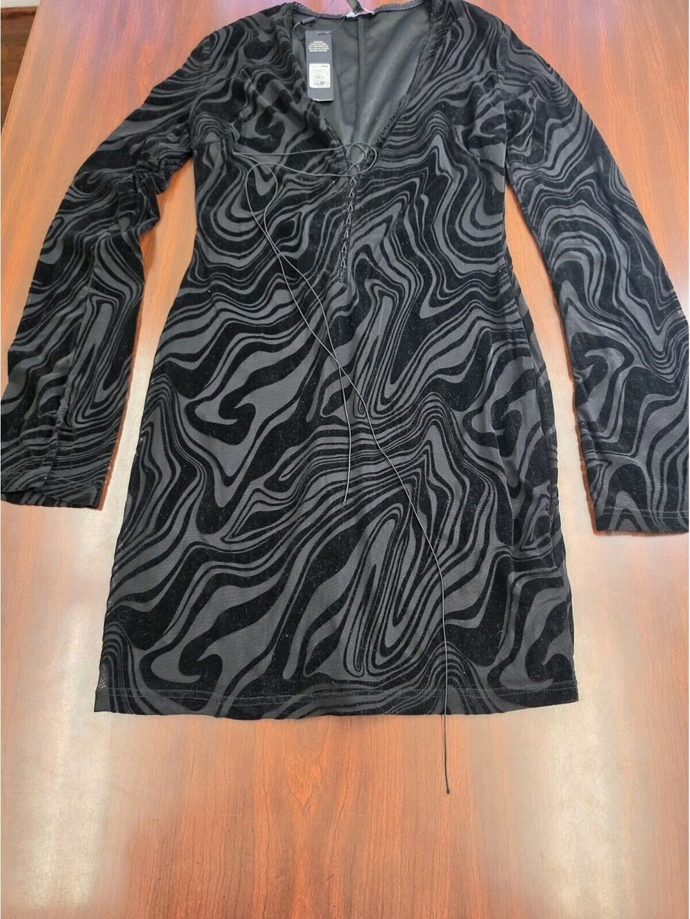 Fashion Nova Black Swirl Burnout Velvet Long Sleeeve XL Dress Alt Goth Cyberpunk